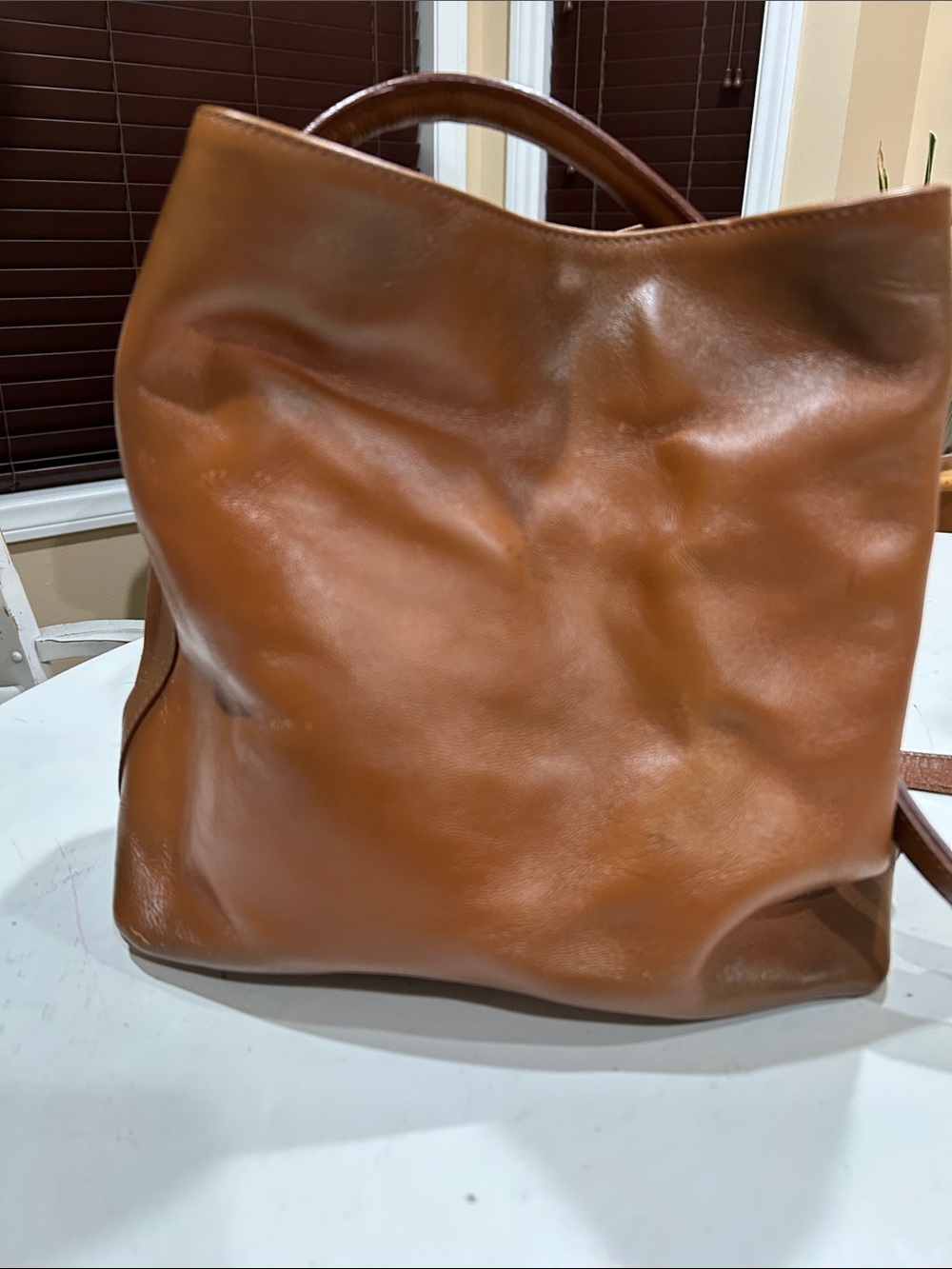 I Medici Classic Brown Leather Shoulder Hobo Bag - Picture 4 of 15